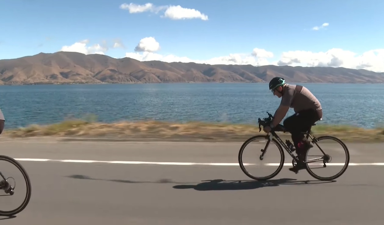 40 կմ ձգվող ճանապարհահատվածում կայացավ «ՀՀ վարչապետի գավաթ» խճուղային հեծանվավազքի մրցաշարի եզրափակիչ փուլը. Փաշինյան