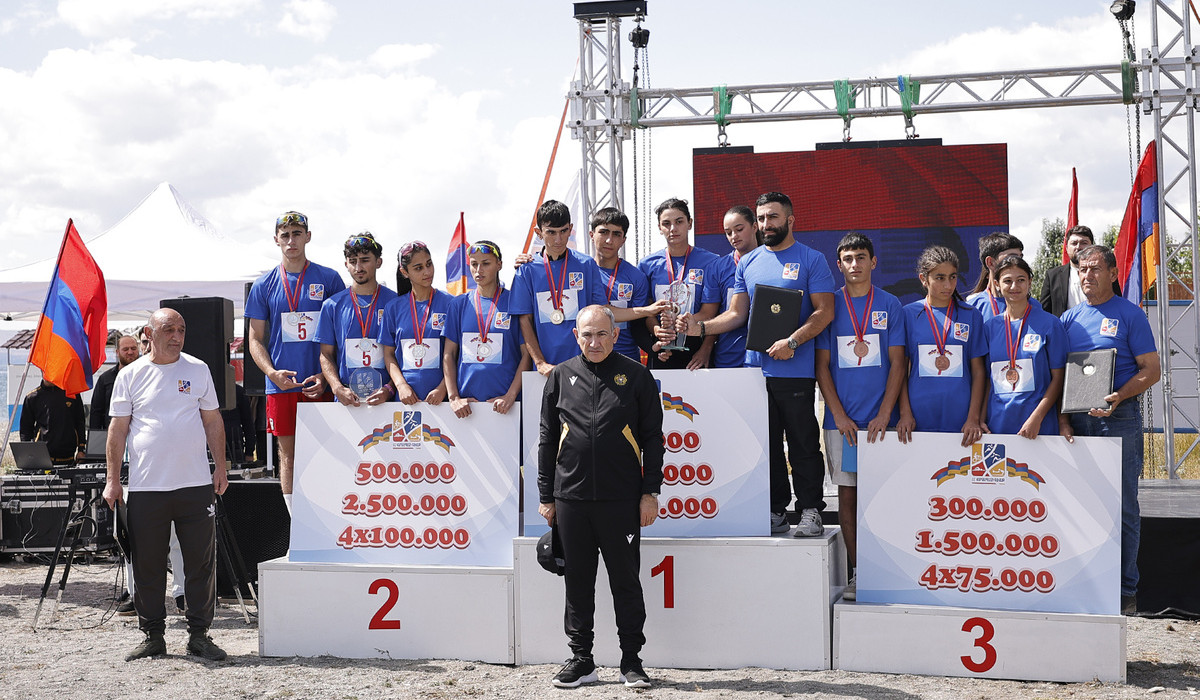 Վարչապետը ներկա է եղել «ՀՀ վարչապետի գավաթ» խճուղային հեծանվավազքի սիրողական մրցաշարի եզրափակիչ փուլին