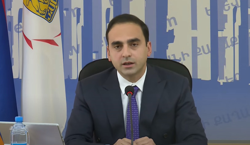 Երևանի 57 փողոցում տեղադրվել են էներգախնայող LED լուսատուներ. քաղաքապետ