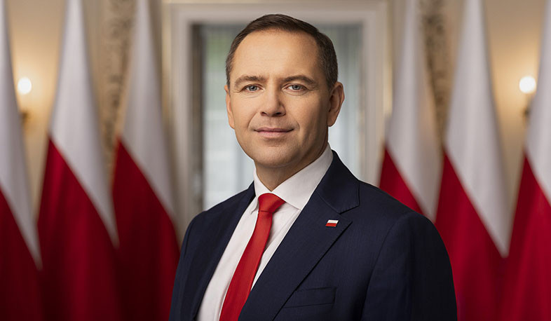 Նախագահ Նավրոցկին  հայտարարել է Լեհաստանում միջուկային զենք տեղակայելու իր պատրաստակամության մասին