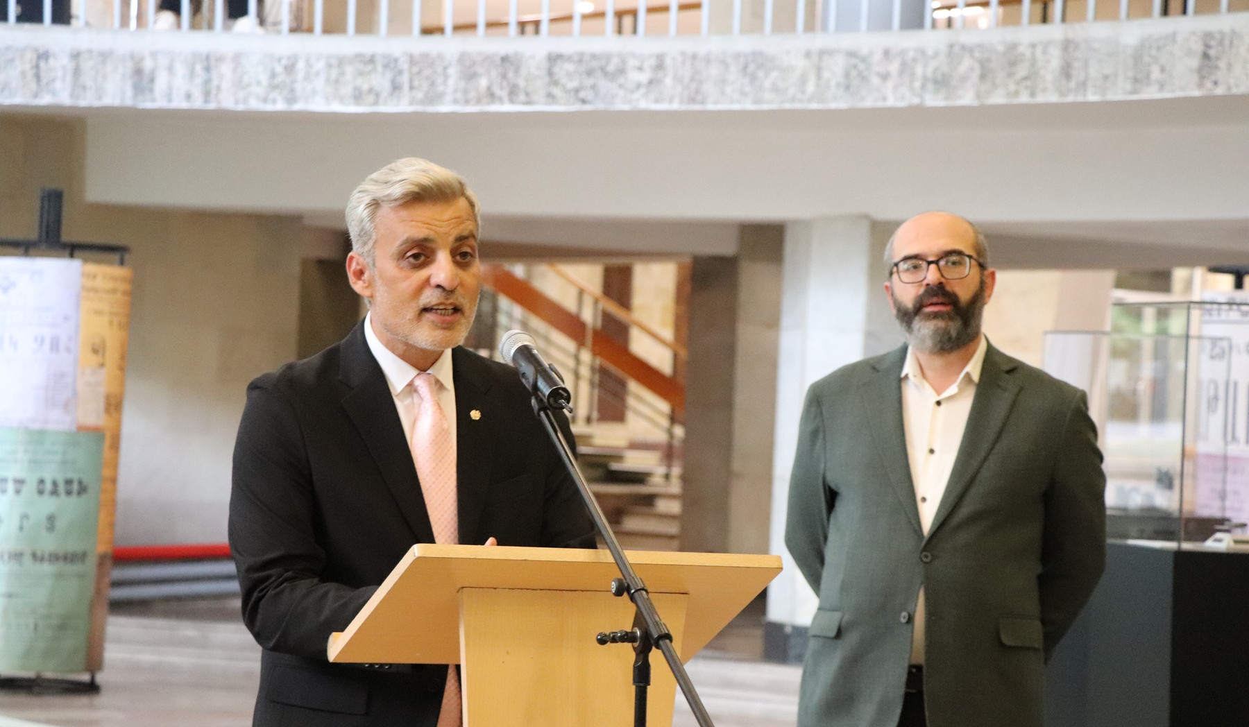 Բացվել է «Գաբրիել Սունդուկյան 200» ցուցադրությունը և ազդարարվել Մայր թատրոնի նոր խաղաշրջանի մեկնարկը