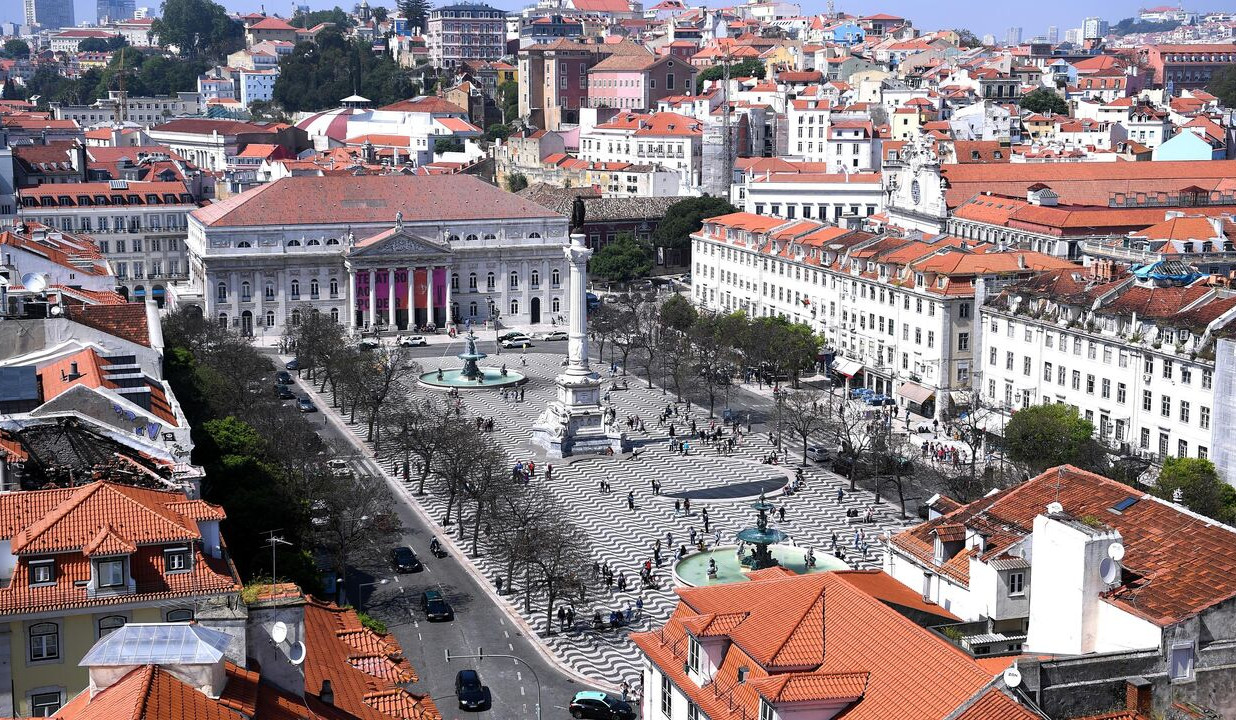 Португалия признает государство Палестина