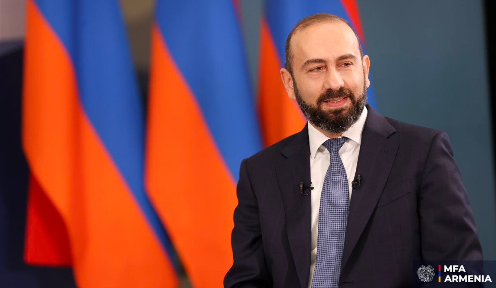 Այս վճռորոշ պահին ՀՀ-ն և ժողովուրդը ունեն ամուր հիմք՝ իրականացնելու անկախ, ինքնիշխան, բարգավաճ պետության օգտին քվեարկությամբ արտահայտած ձգտումները. Միրզոյան