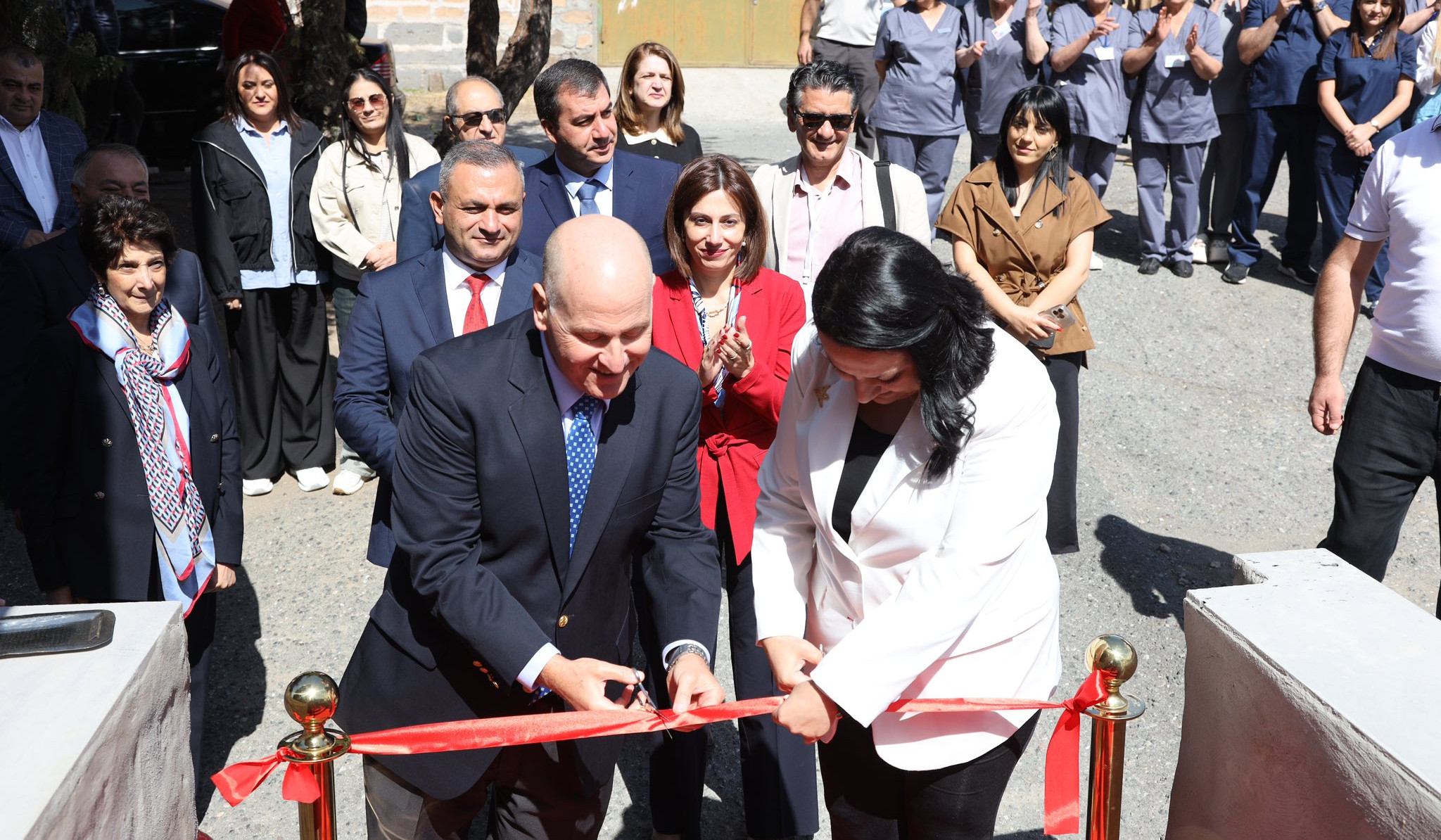 Եղվարդում կգործի մարզային նշանակության ակնաբուժական կլինիկա. բացմանը ներկա է եղել Անահիտ Ավանեսյանը