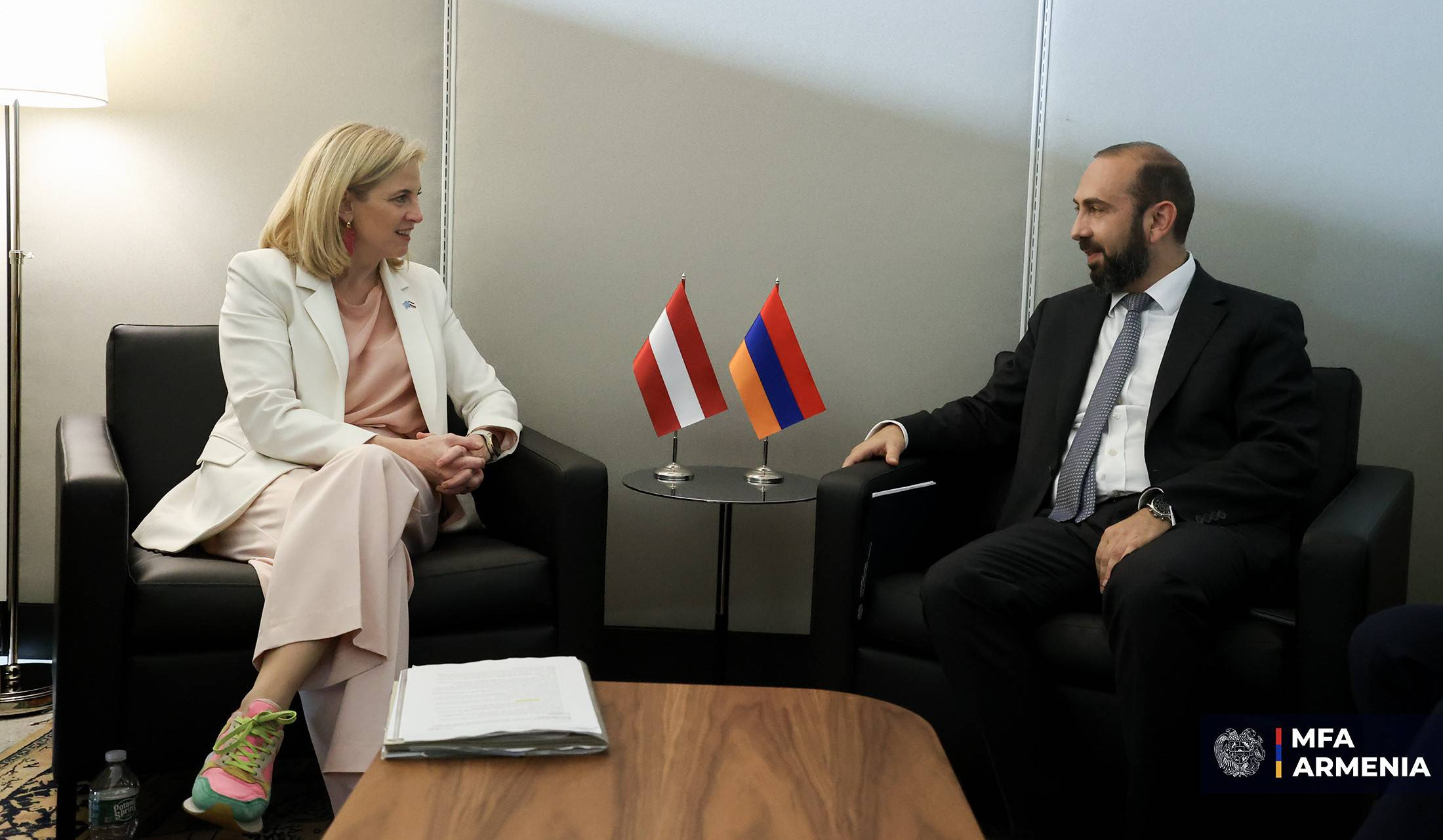 Ararat Mirzoyan və Beate Maynl-Raizinger Ermənistan və Avstriya arasında ikitərəfli əlaqələrin inkişafına yönəlmiş təşəbbüsləri müzakirə ediblər