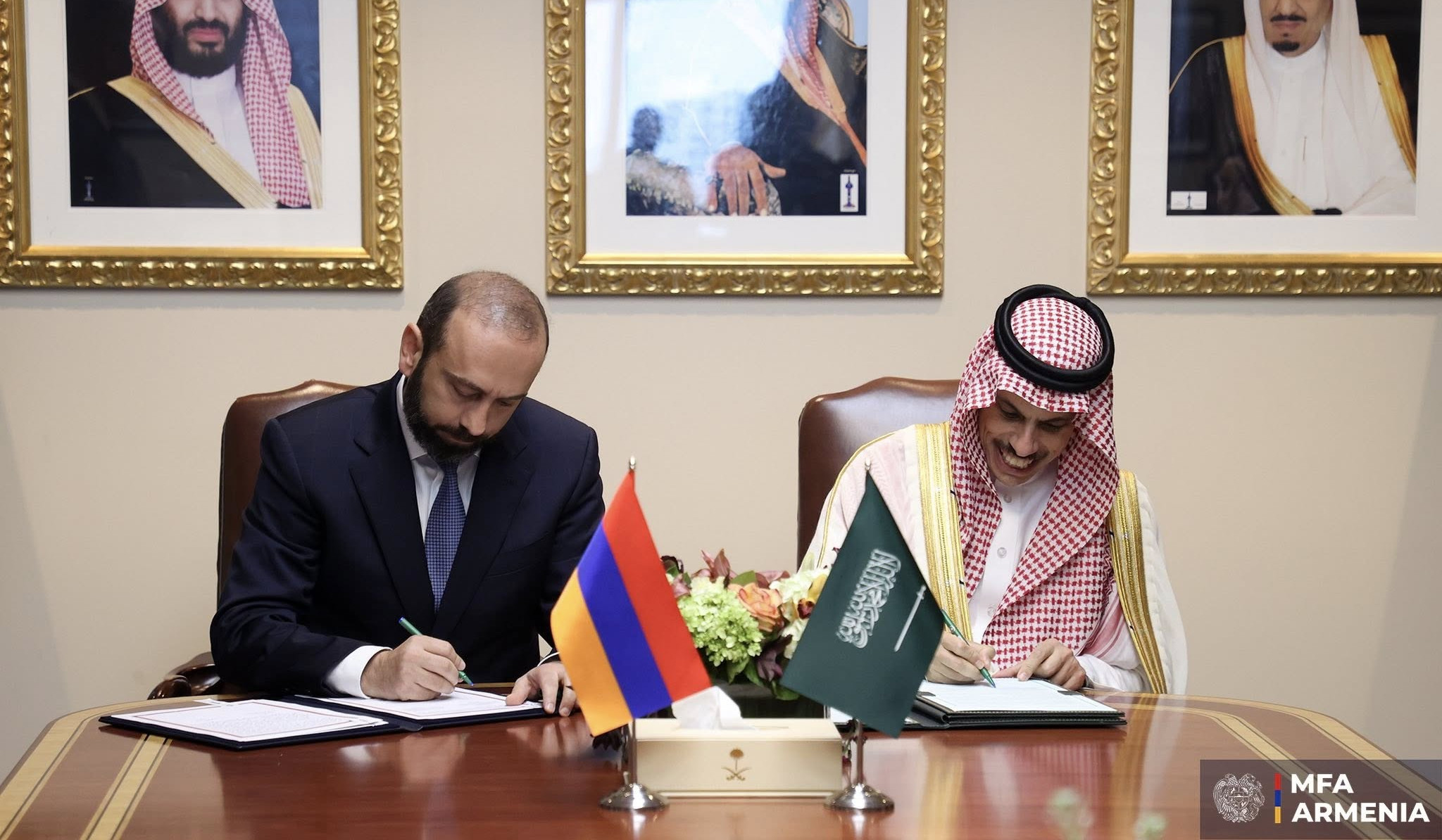 Armenian and Saudi Foreign Ministers sign Memorandum of Understanding on Political Consultations
