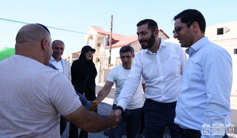 ԱԺ մարդու իրավունքների հանձնաժողովի անդամները այցելել են Արարատի մարզի Վեդի խոշորացված համայնք