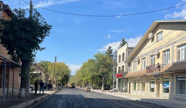 Վանաձորի Վարդանանց փողոցի հիմնանորոգումը շարունակվում է