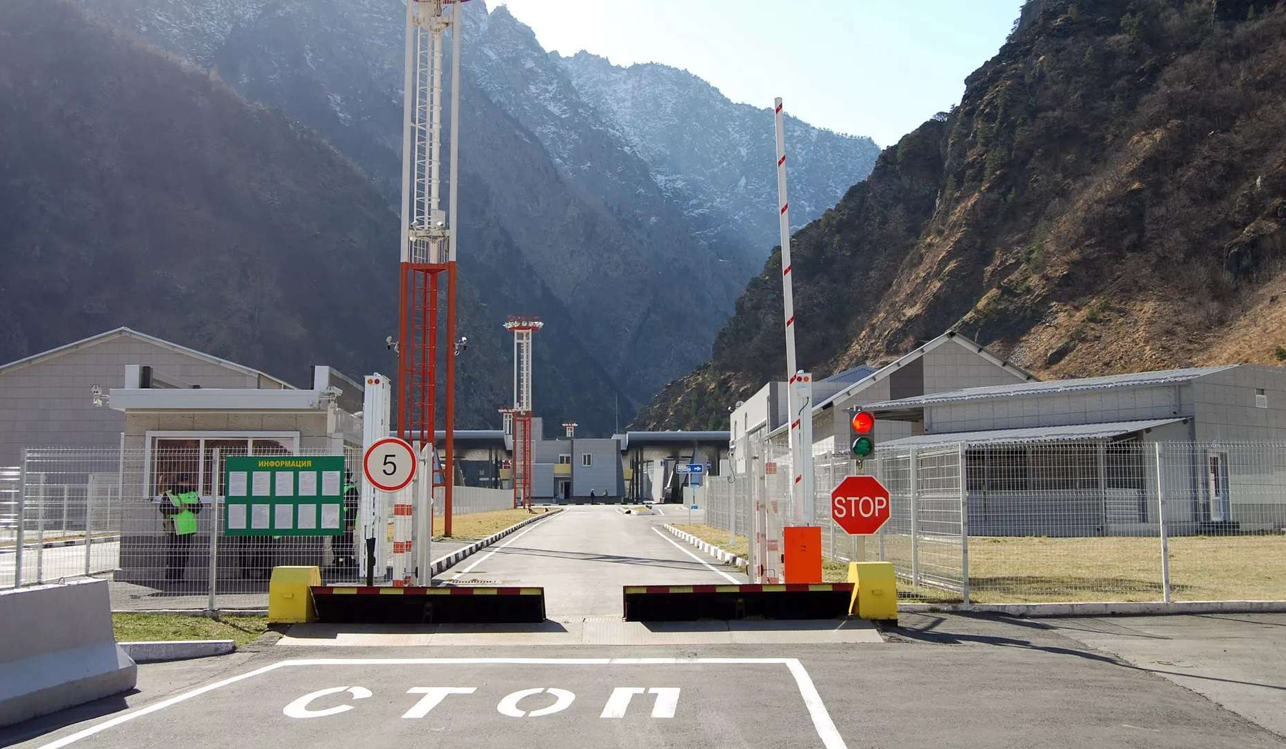 Հոկտեմբերի 1-ից Վերին Լարսում մուտքի ամսաթվի և ժամի ամրագրման էլեկտրոնային համակարգ կգործարկվի