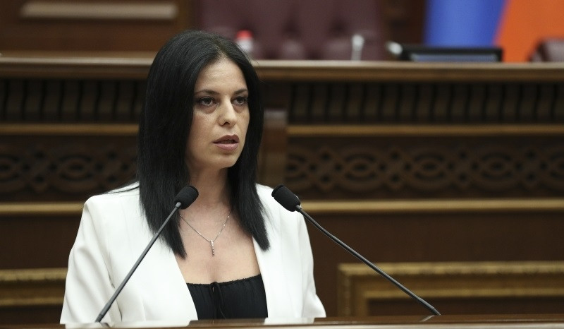 ԱԺ նախագահը Արեգնազ Մանուկյանի՝ պատգամավորի լիազորությունները դադարած համարելու մասին արձանագրություն է ստորագրել