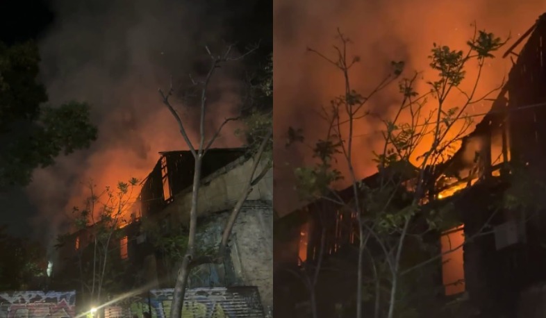 Պուշկինի փողոցում, ըստ նախնական տվյալների, եռահարկ շինություն է այրվում. դեպքի վայրում է 7 մարտական հաշվարկ