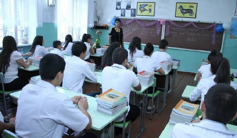 «Խելացի» սարքավորումներն օգտագործելու սահմանափակումներ՝ Երևանի ենթակայությամբ գործող դպրոցներում