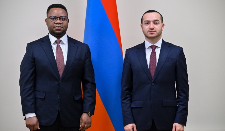 Նոր համագործակցային ուղիներ՝ կիբեռանվտանգությունից մինչև նորարարություն․ Մխիթար Հայրապետյանը հանդիպել է Ռուանդայի պետնախարարի հետ