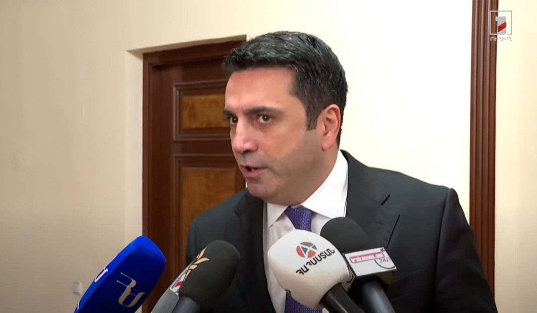 44-օրյա պատերազմի հանգամանքներն ուսումնասիրող քննիչ հանձնաժողովի զեկույցը լիագումար նիստեր մտցնելու իրավական հիմք չկա. Ալեն Սիմոնյան