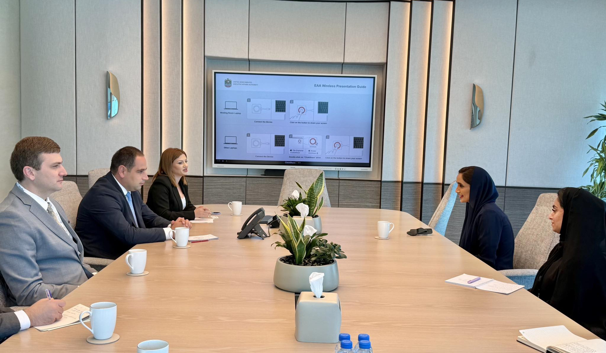 Դավիթ Խուդաթյանը Mohamed bin Zayed Water Initiative-ի տնօրենի հետ քննարկել է ոլորտում նորարարական տեխնոլոգիաներ ներդնելու հնարավորությունները