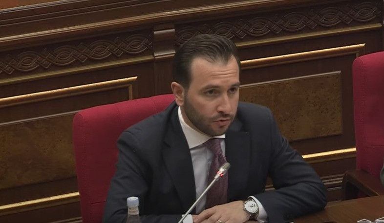 Ընդդիմությունը, երբ խոսքը վերաբերում է խաղաղությանը, փախչում է, մեռած է ձևանում՝ խաղաղության հետ չառնչվելու համար. Կոնջորյան