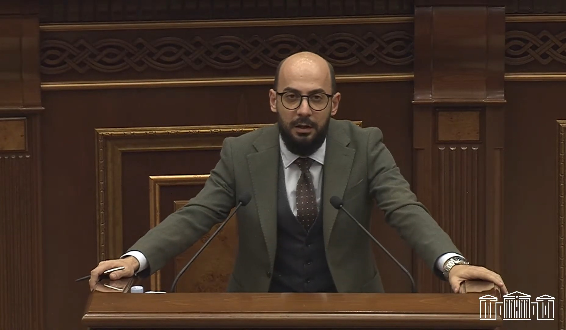 Հարևանների հետ բարիդրացիական հարաբերությունները, բաց սահմաններն ավելի են ուժեղացնելու ՀՀ ժողովրդավարությունը. Արթուր Հովհաննիսյան