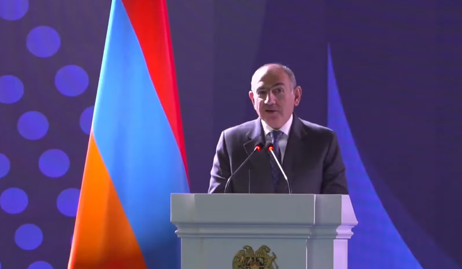 Արաքս գետից ավազ արդյունահանելով՝ մեր երկրի տարածքն ենք կրճատում. Փաշինյանը՝ ավազի արդյունահանման խնդիրների մասին