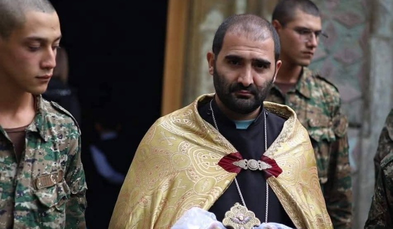 Ինձ խիստ ցավ է պատճառում, երբ եկեղեցու ներսում Աստծու խոսքի փոխարեն բարձրանում են քաղաքական տեքստեր, սպառնալիքներ, ես հավատում եմ, որ չլռելու ժամանակն է․ Տեր Տարոն քահանա Հունանյան