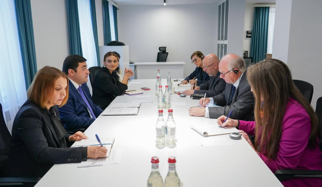 Նյու Բրանսվիկի Գերագույն դատարանի նախագահի հետ քննարկվել են թմրամիջոցների ապօրինի շրջանառությանն առնչվող քրգործերով արդյունավետ քննության հետ կապված հարցեր