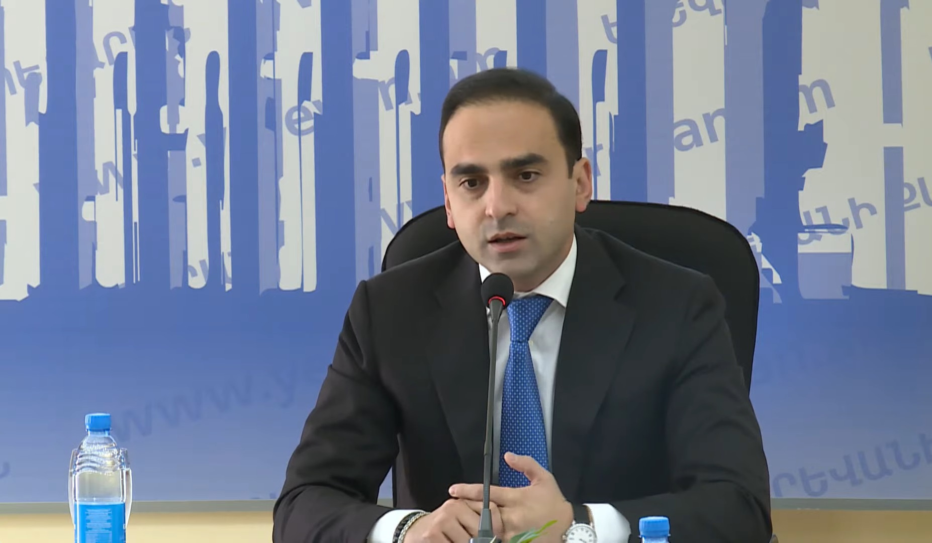 Կառուցապատողները, որոնք աղտոտում են քաղաքը, պատժվելու են, երբ գան շինթույլտվության երկարաձգման. Ավինյան