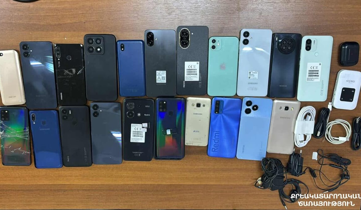 ՔԿԾ օպերատիվ վարչության աշխատակիցները սառնարանի թաքստոցից հայտնաբերել են մեծաքանակ արգելված իրեր