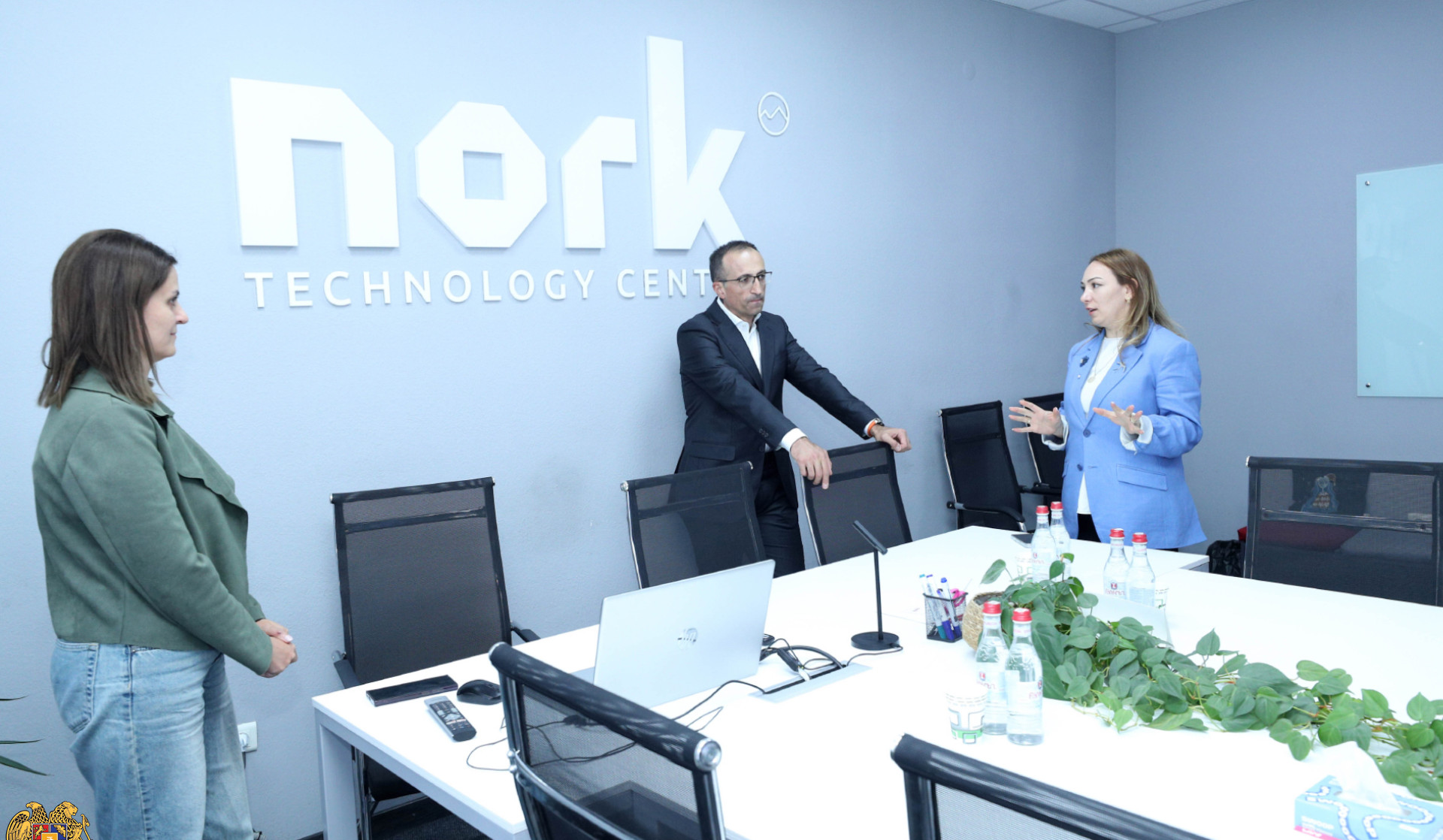 Արսեն Թորոսյանը «Նորք» տեխնոլոգիաների կենտրոնում ծանոթացել է սոցիալական ծառայությունների թվայնացման գործընթացին