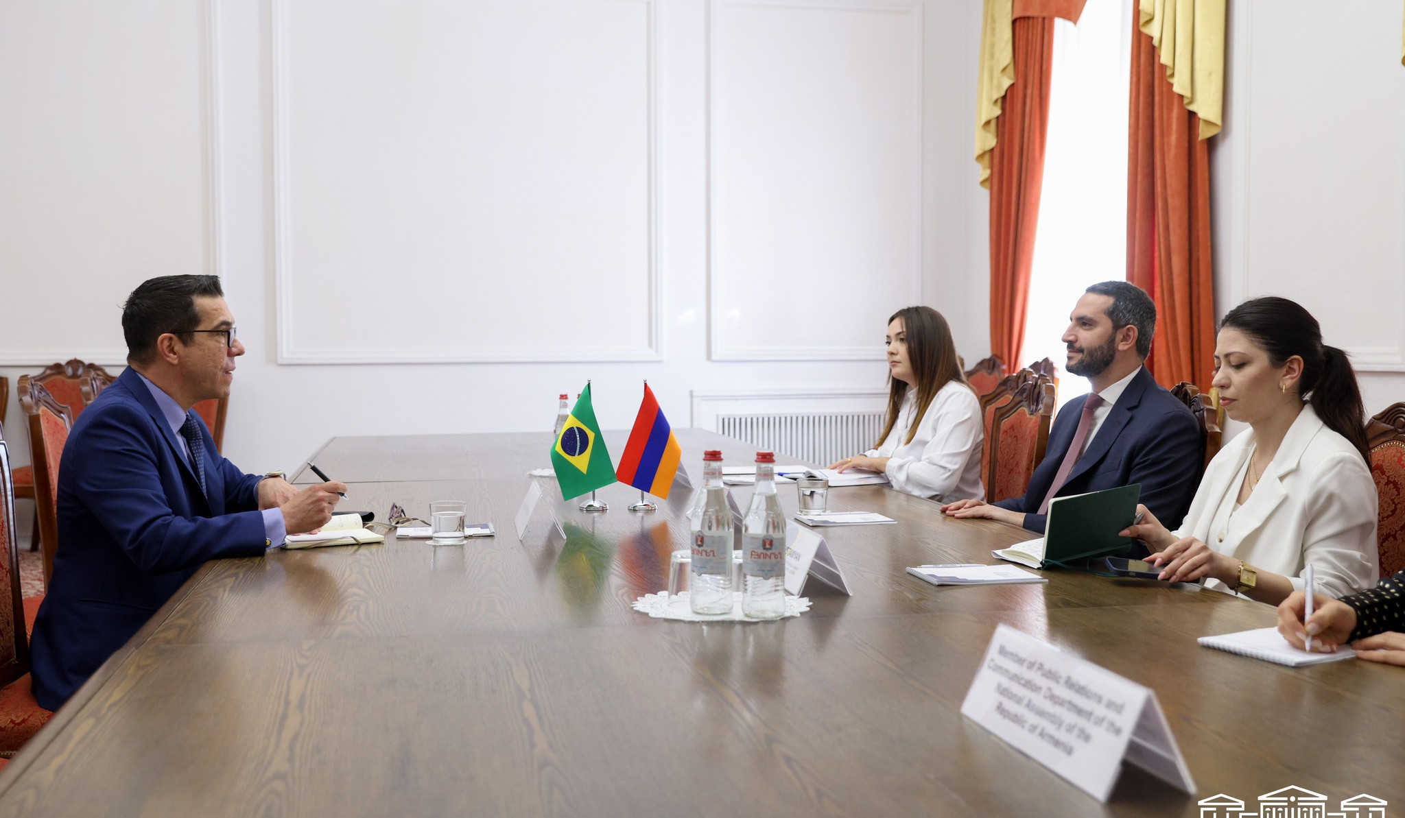 Ermənistan və Braziliya parlamentləri arasında əməkdaşlığın dərinləşdirilməsi ilə bağlı məsələlər müzakirə olunub