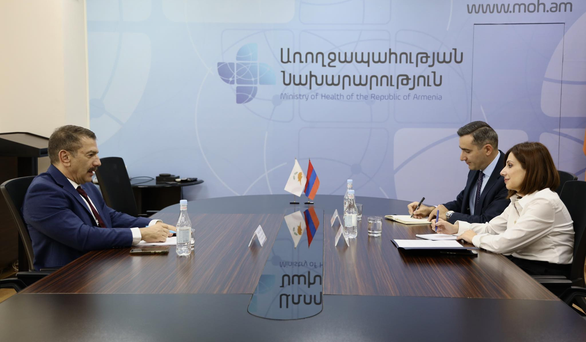 Հայաստանը կարևորում է Կիպրոսի հետ հարաբերությունների խթանումը առողջապահության ոլորտում. Ավանեսյանն ընդունել է դեսպանին