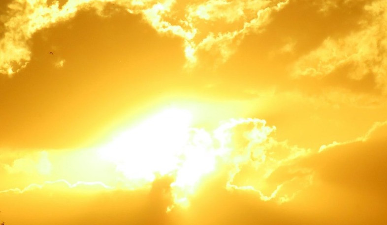 +34.5°C Մեղրիում. ջերմաստիճանային ռեկորդներ ՀՀ մի շարք բնակավայրերում