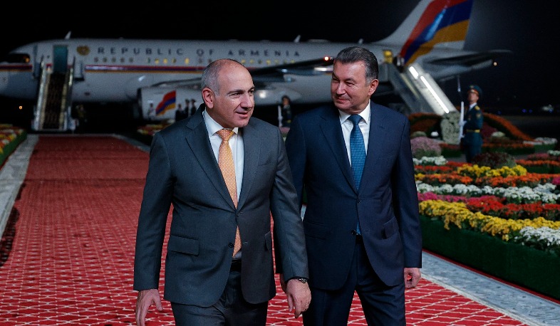 Prime Minister arrives in Tajikistan