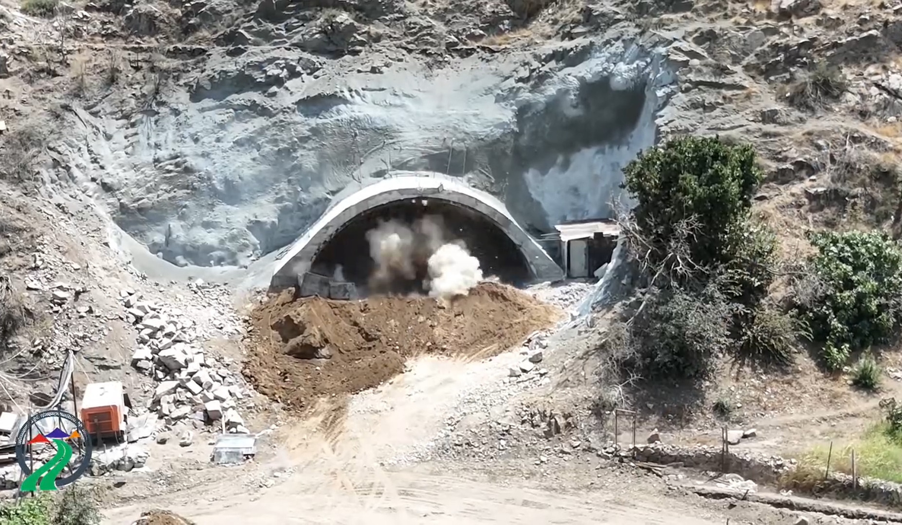 Քաջարան-Ագարակ ճանապարհի կառուցման աշխատանքներն իրականացվում են մեծ տեմպերով