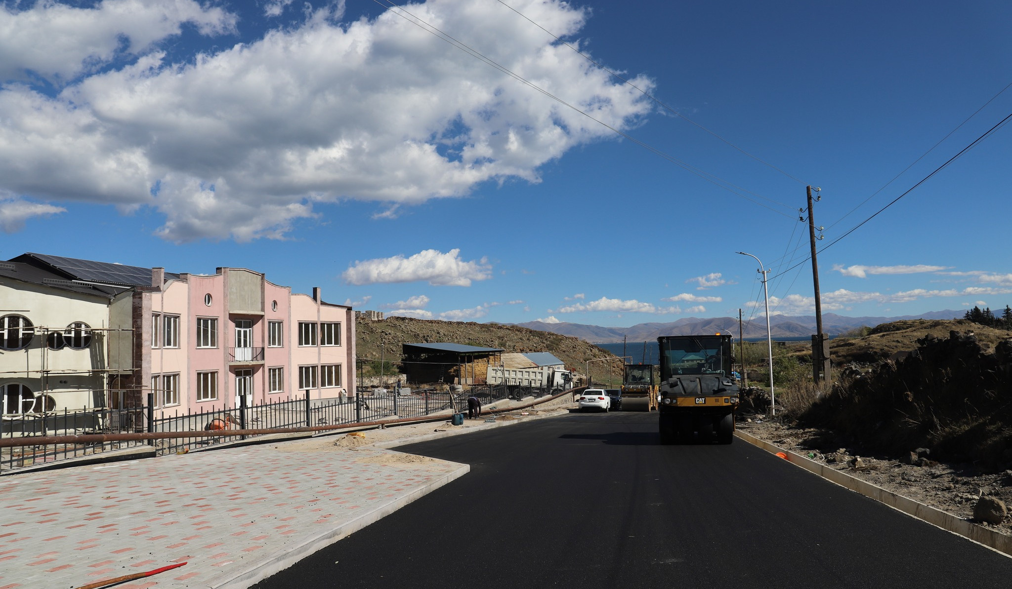 Ասֆալտապատվում է Բերդկունքի կենտրոնական փողոցի մի հատվածը