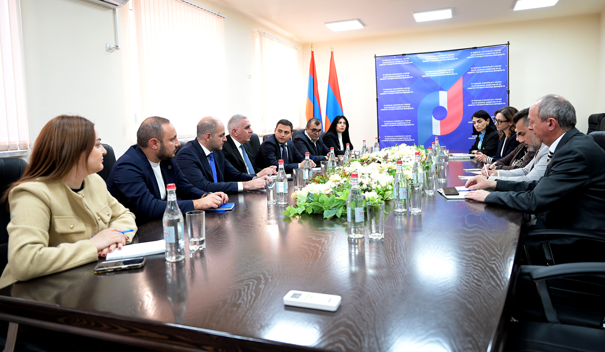 ՊԵԿ-ում ԱՀԿ ներկայացուցիչների հետ քննարկվել են ծխախոտի ապօրինի շրջանառության դեմ պայքարի միջոցառումները