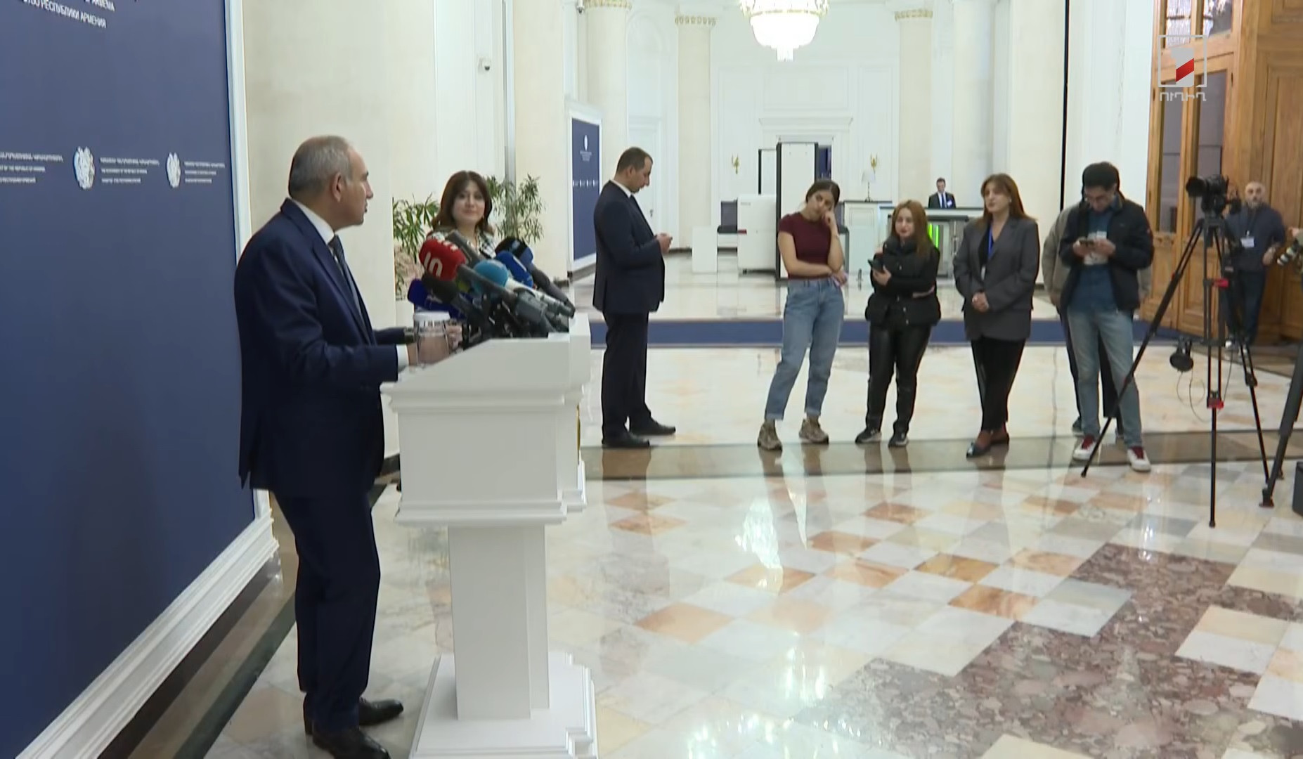 Paşinyan “TRIPP yolu” layihəsi çərçivəsində kommunikasiyaların bloklanması haqqında