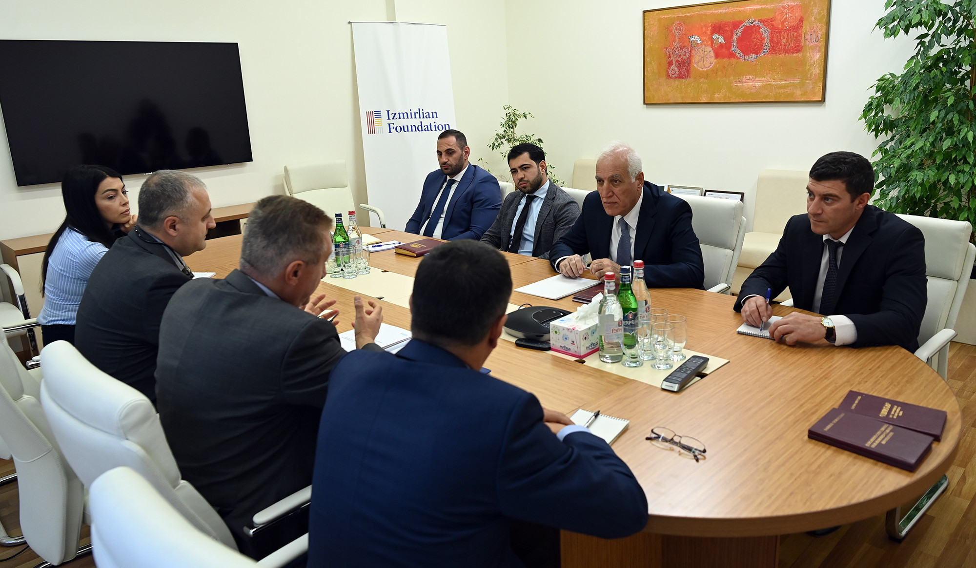 ՀՀ նախագահն այցելել է «Իզմիրլյան» հիմնադրամ