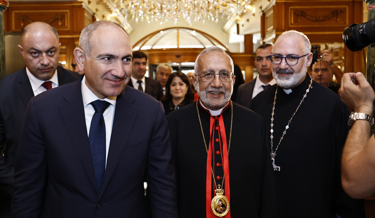 Armenian Prime Minister attends dinner in honor of canonization of Archbishop Ignatius Maloyan