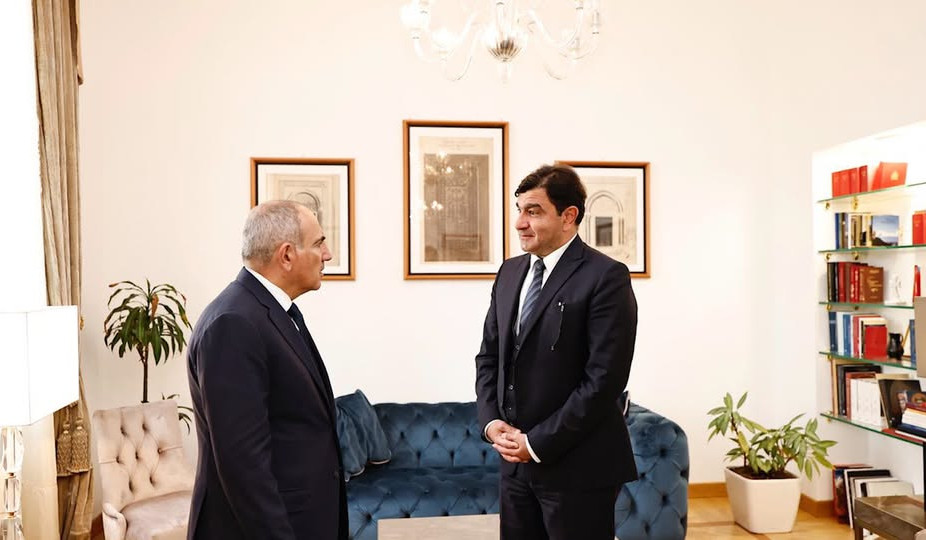 Prime Minister visits the Embassy of the Republic of Armenia to the Holy See