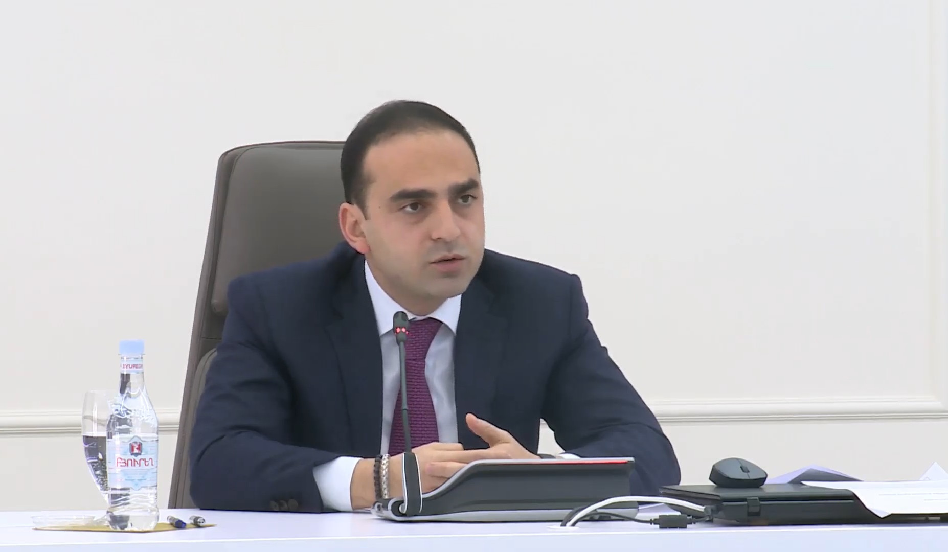 Կոյուղատարներում շաբաթական 400 վթար է լինում, որոնք տեր չունեն. Ավինյանը՝ հրատապ միջոցներ ձեռնարկելու մասին