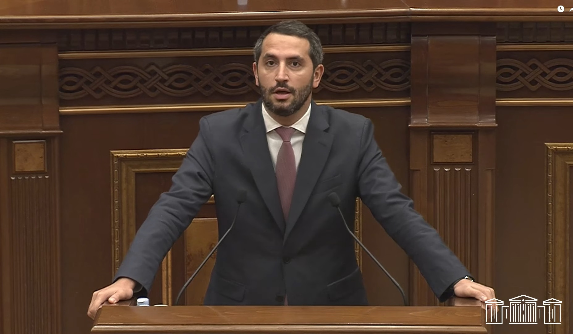 Առաջարկում եմ Կտրիճ Ներսիսյանին սկսել հավաքել իր իրերը, որովհետև նա ոչ միայն պետք է լքի վեհարանը, այլև պետք է կարգալույծ արվի և կարվի. Ռուբինյան