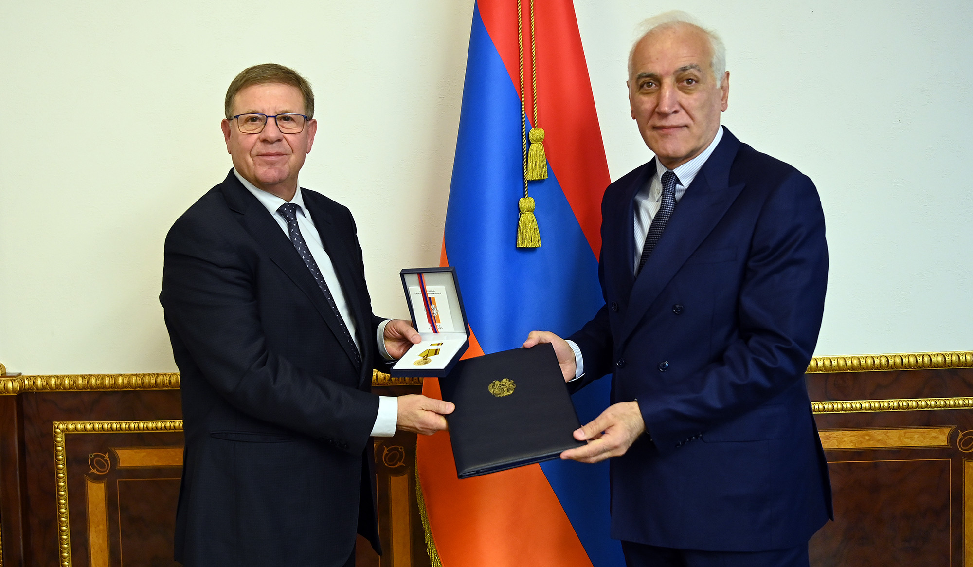 ՀՀ նախագահը Ադամ-Ալեքսան Կաբլանյանին պարգևատրել է Երախտագիտության մեդալով