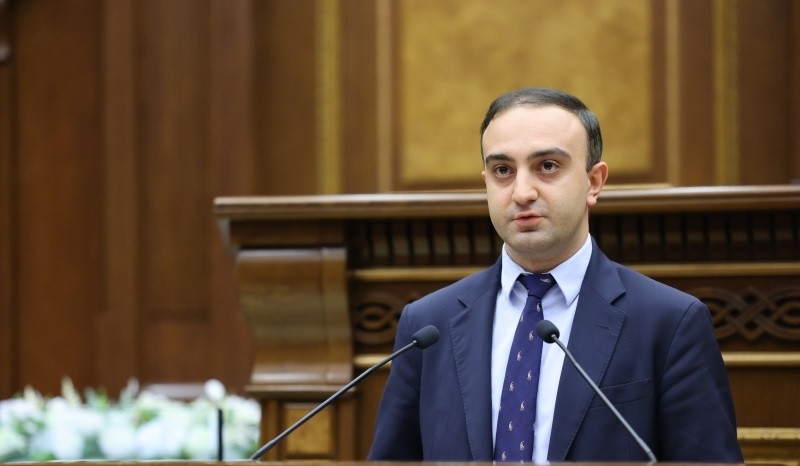 Դատավորին, ԲԴԽ անդամին կարգապահական պատասխանատվության ենթարկելու և այլ որոշումներ կընդունվեն ԲԴԽ անդամների ընդհանուր թվի ձայների մեծամասնությամբ