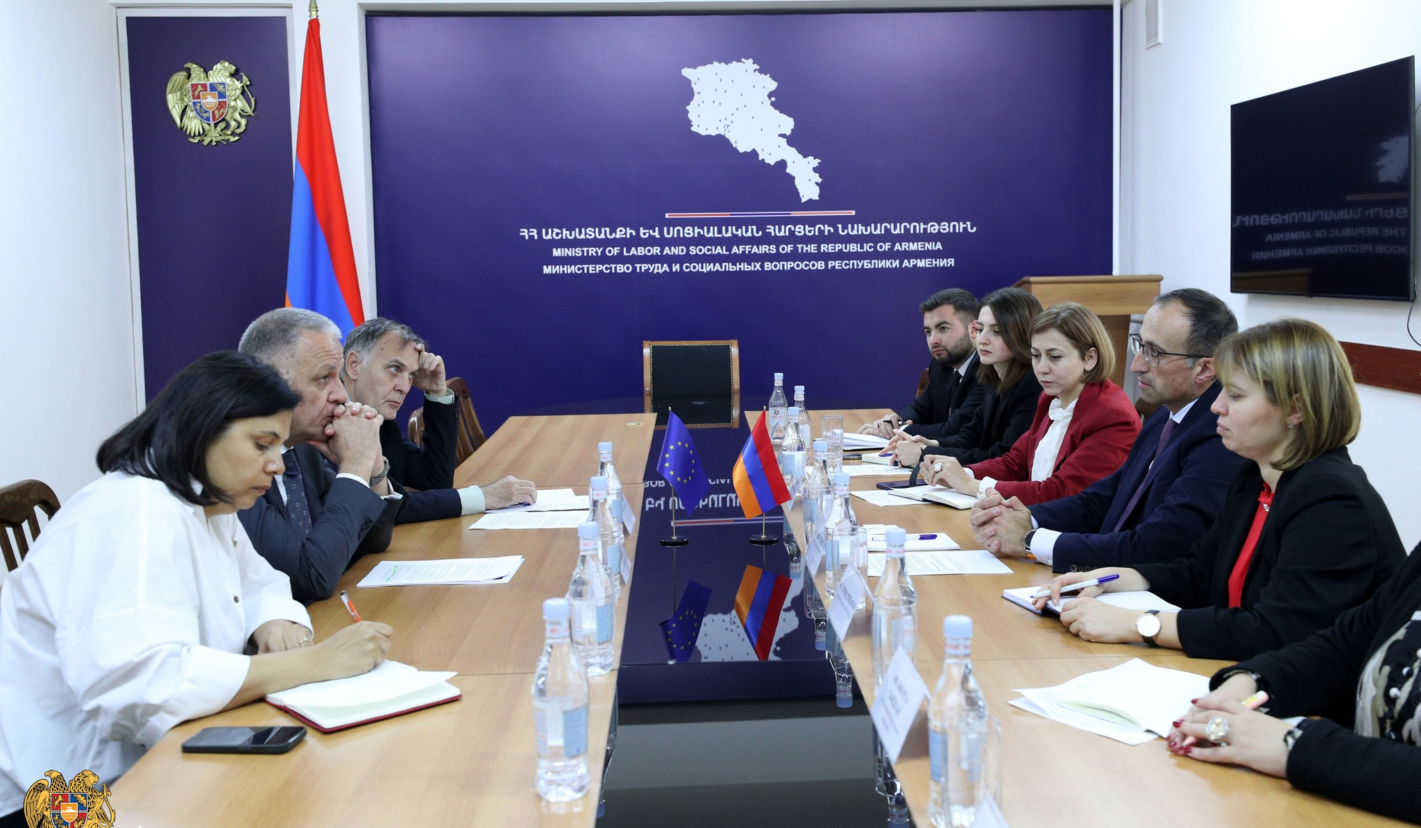 ԱՍՀ նախարարն ու ԵՄ դեսպանը քննարկել են համագործակցության հեռանկարները