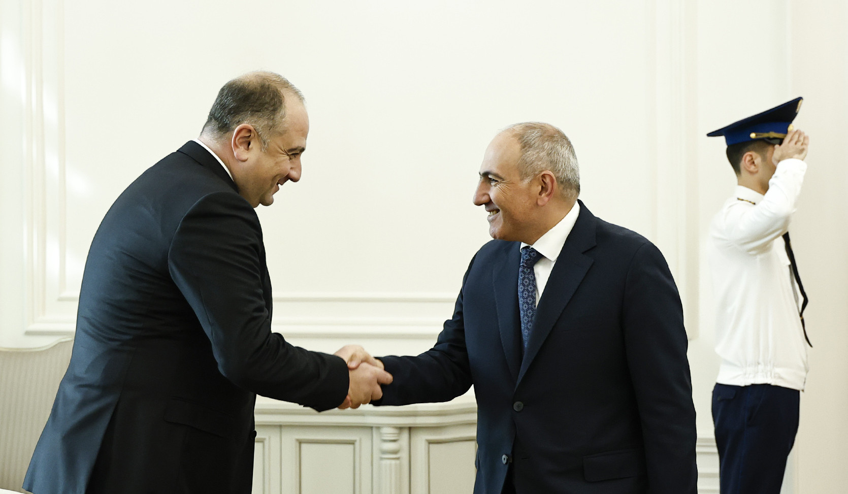 Նիկոլ Փաշինյանն ու Վրաստանի պաշտպանության նախարարն անդրադարձել են տարածաշրջանում անվտանգության և կայունության ապահովմանը