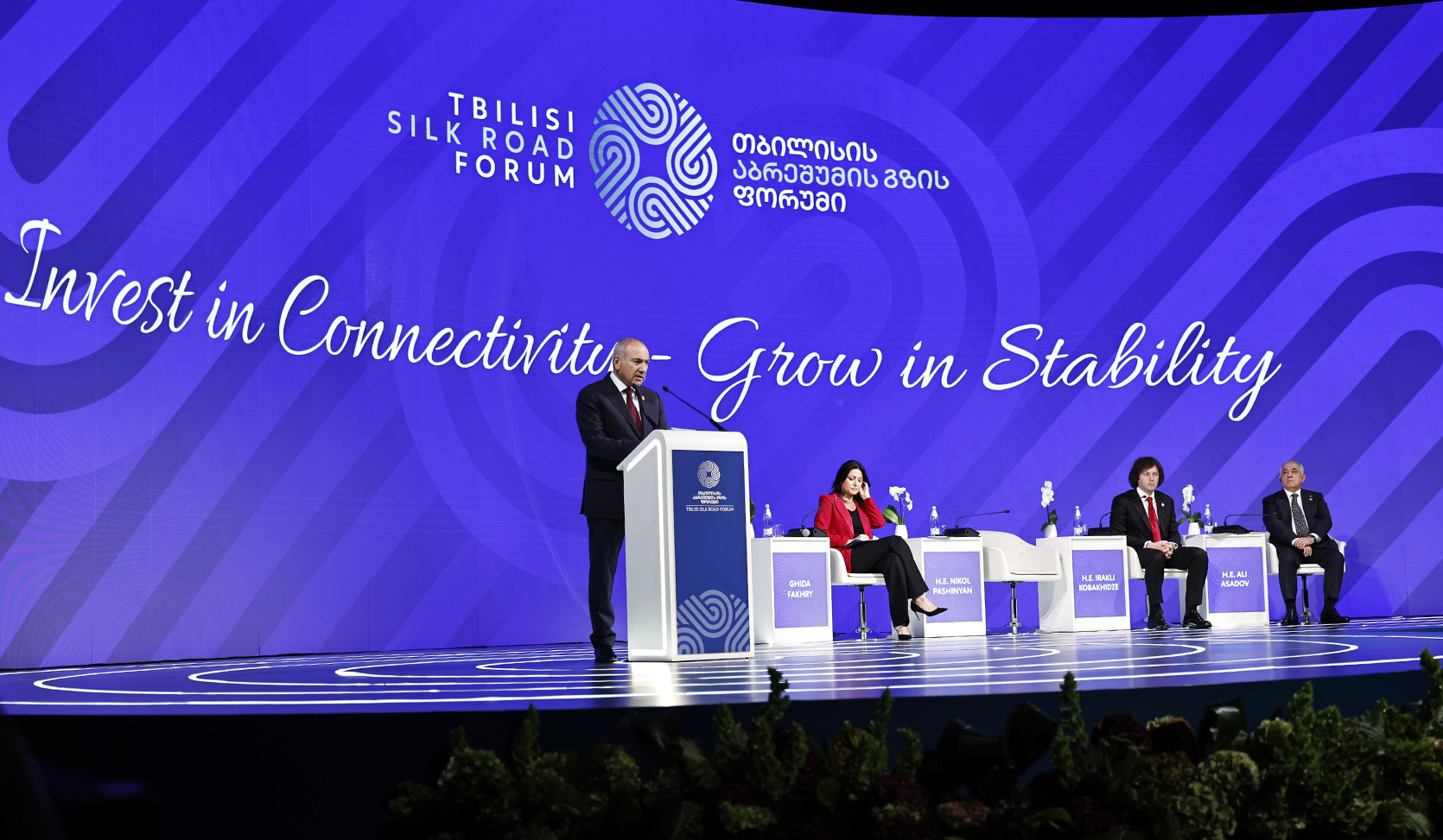 Lezbiyan rohibalar ishtirokidagi porno film