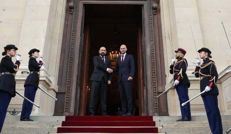 Mirzoyan və Fransanın XİN başçılarının görüşü olub