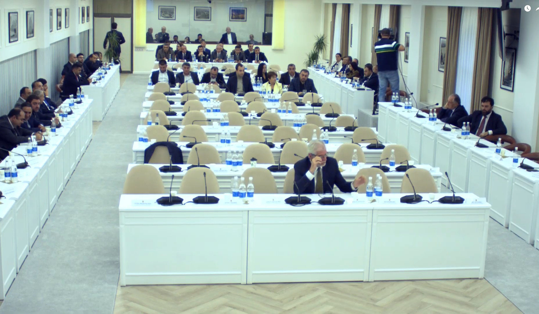 VR ակնոցներով ֆիլմի ցուցադրությունից հետո աշակերտները սրտխառնոց, գլխապտույտ են ունեցել, ծրագիրը հանվել է դպրոցներից. մանրամասներ