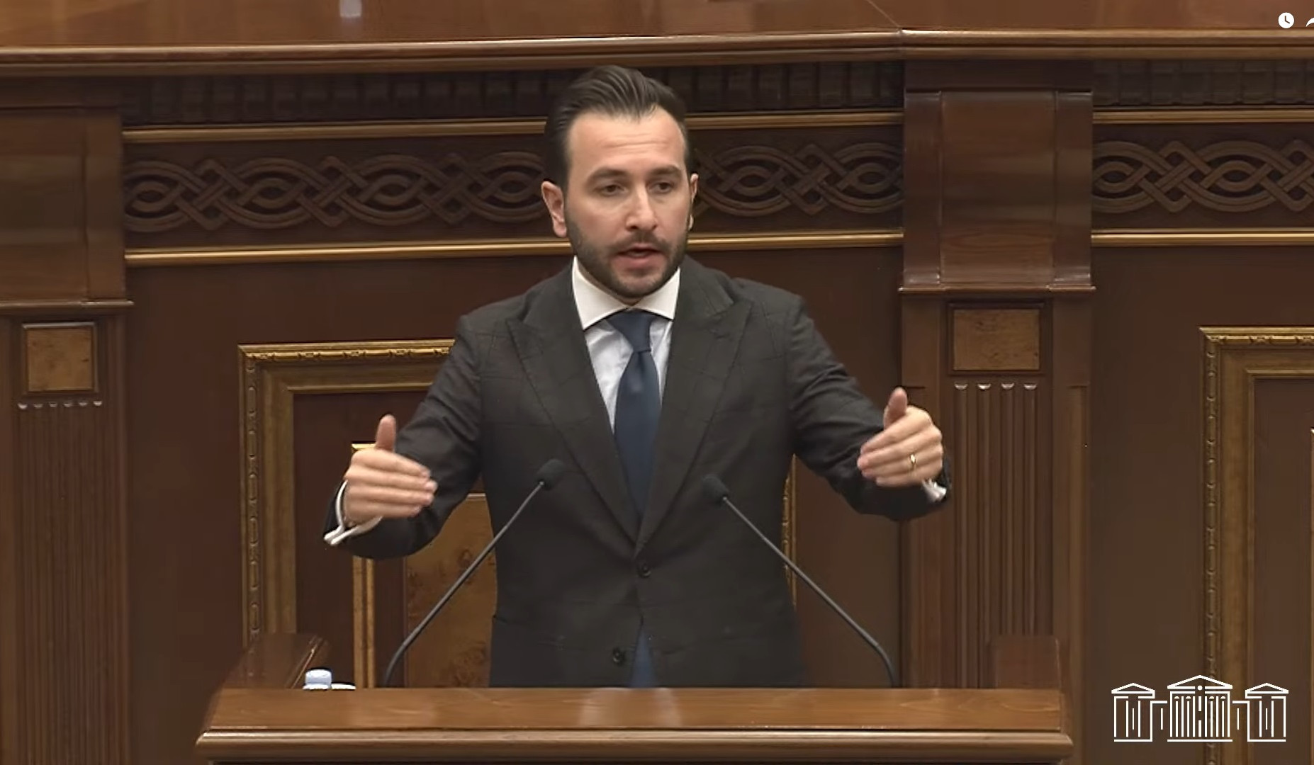 Եթե Ղարաբաղի հարցը ռեալ լուծվել էր, բանակցություններն ինչո՞ւ էր պետք շարունակել. Կոնջորյանը՝ ընդդիմությանը