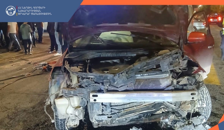 Սայաթ-Նովայի և Հանրապետության փողոցների խաչմերուկում ավտոմեքենաներ են բախվել․ կան տուժածներ