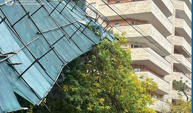 Երևանում քամու հետևանքով գրանցվել է 6 արտակարգ դեպք